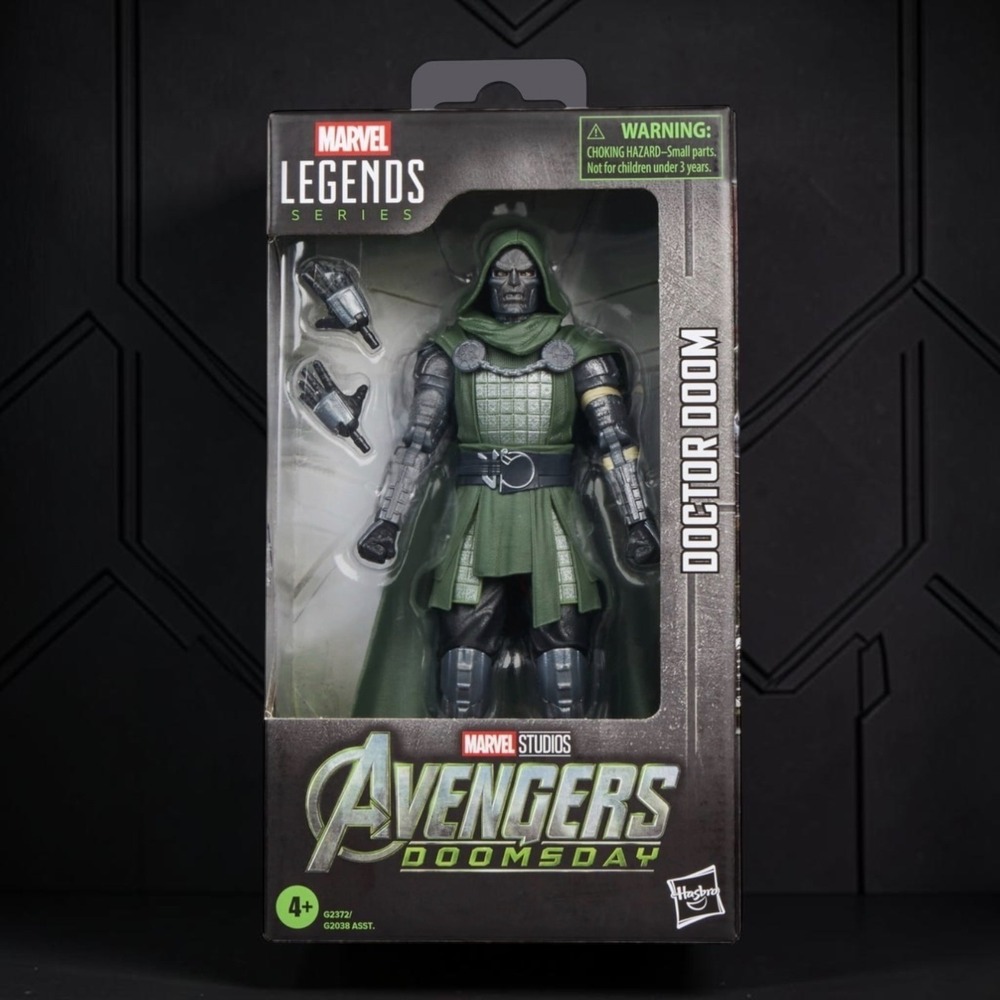 Marvel Legends Series Doctor Doom Avengers Doomsday 6' Action Figure SHIPS 10/17
